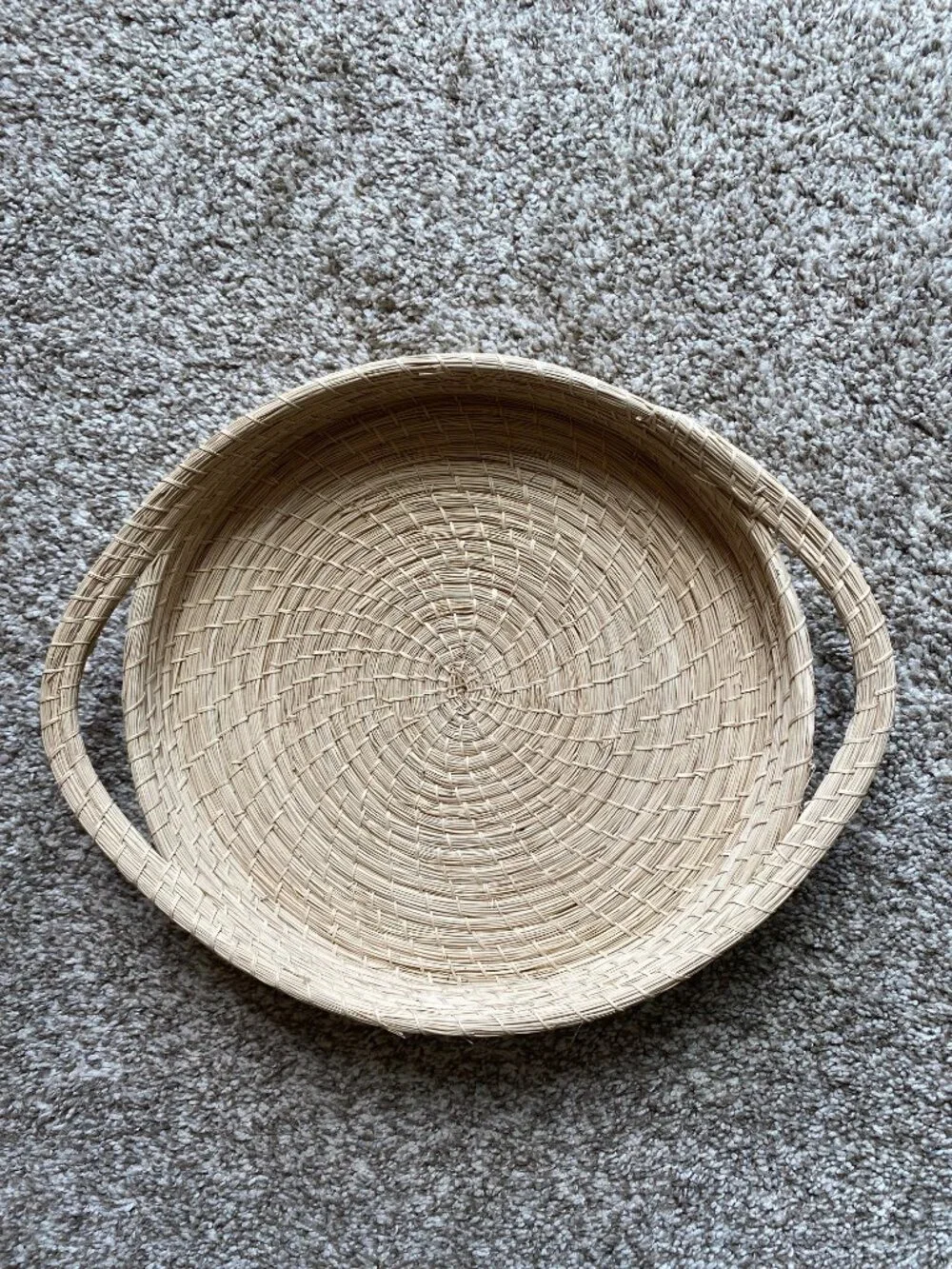 Woven Oval Natural Grass Tray with Handles Indoor Decor Collection Diameter 11''
